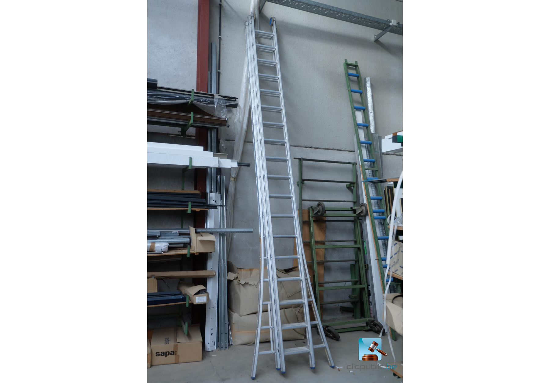 Échelle Triple Géante 7,5m Mr Bricolage – Bon état, Capacité 100kg