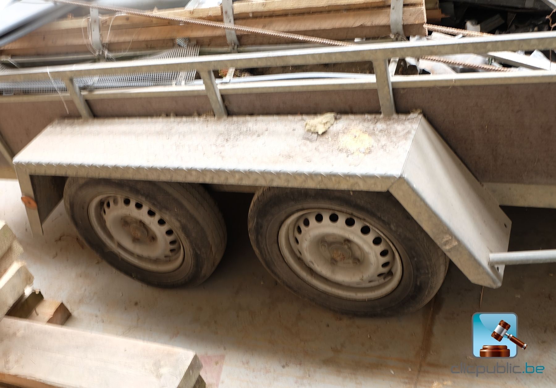 Remorque double essieu BW TRAILERS et timon WAP (ref. 41) - Clicpublic ...