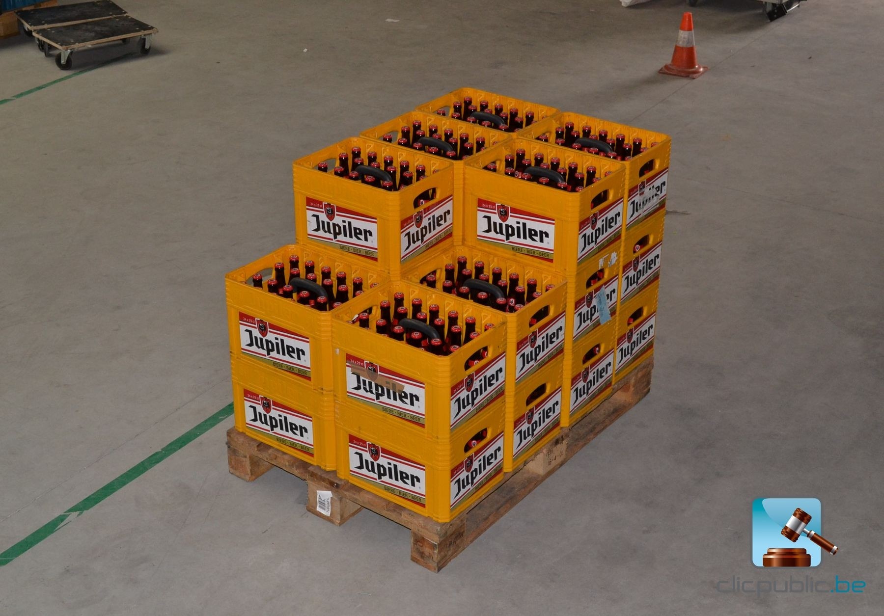 Bacs de bière JUPILER 24 x 25 cl. 22 pièces Clicpublic.lu, les ventes publiques en 1 clic.