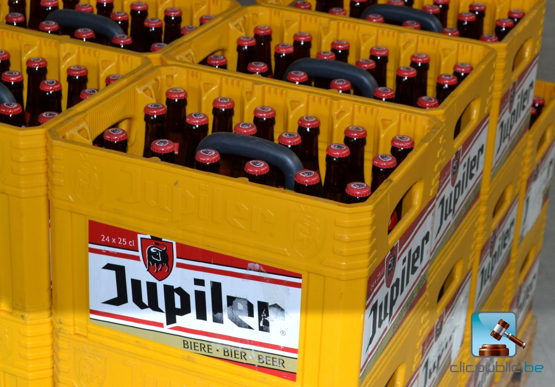 Bacs de bière JUPILER 24 x 25 cl. 22 pièces Clicpublic.lu, les ventes publiques en 1 clic.