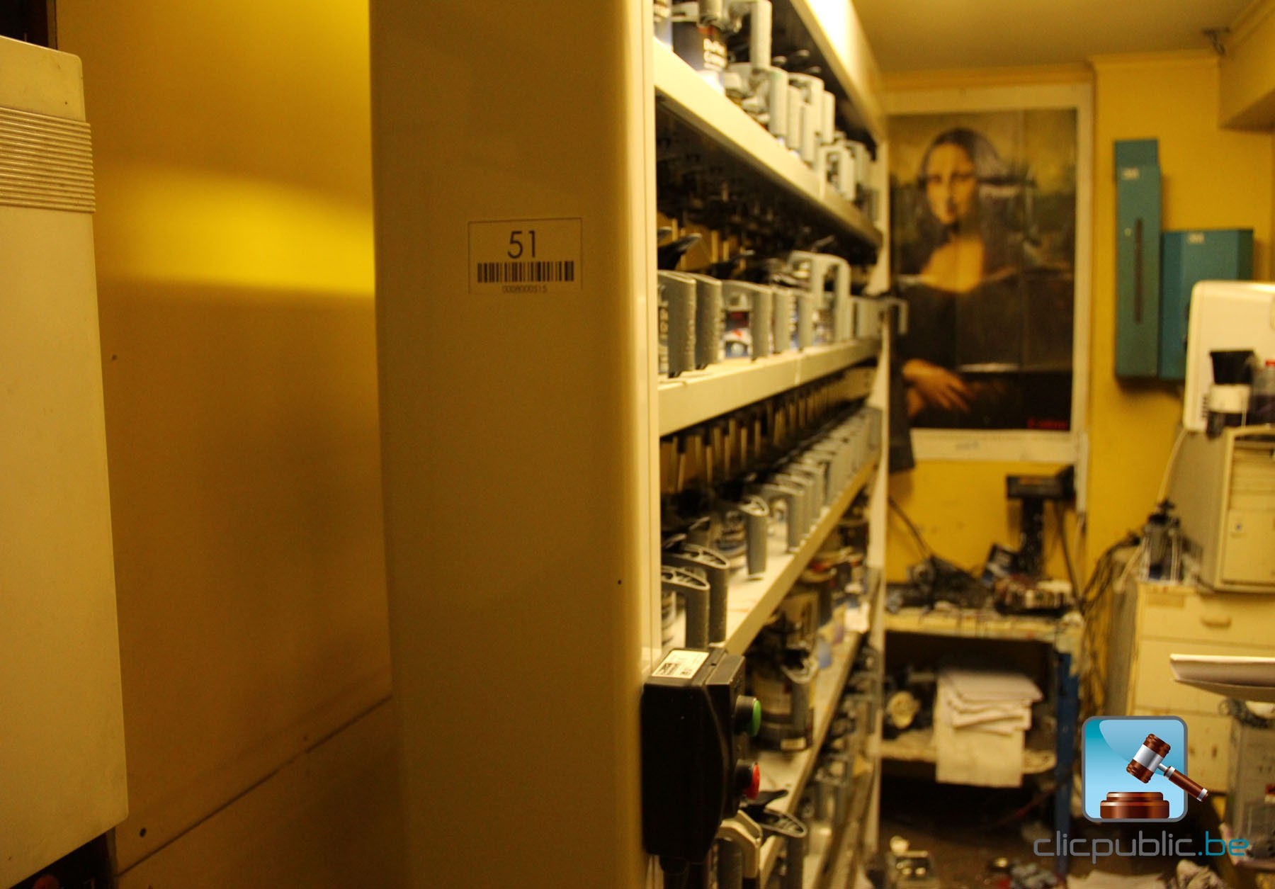 Car paint mixing machine DUPONT REFINISH SYSTEM Clicpublic.be, online