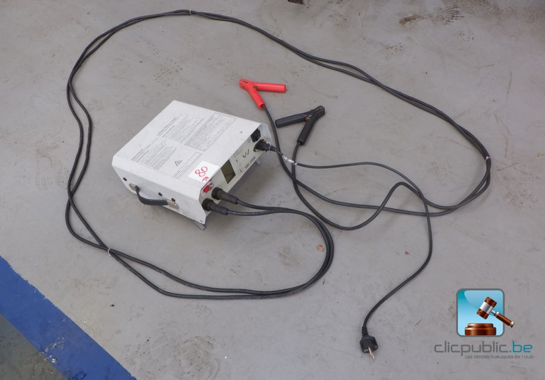 Comparatif complet pour trouver le meilleur chargeur de batterie auto