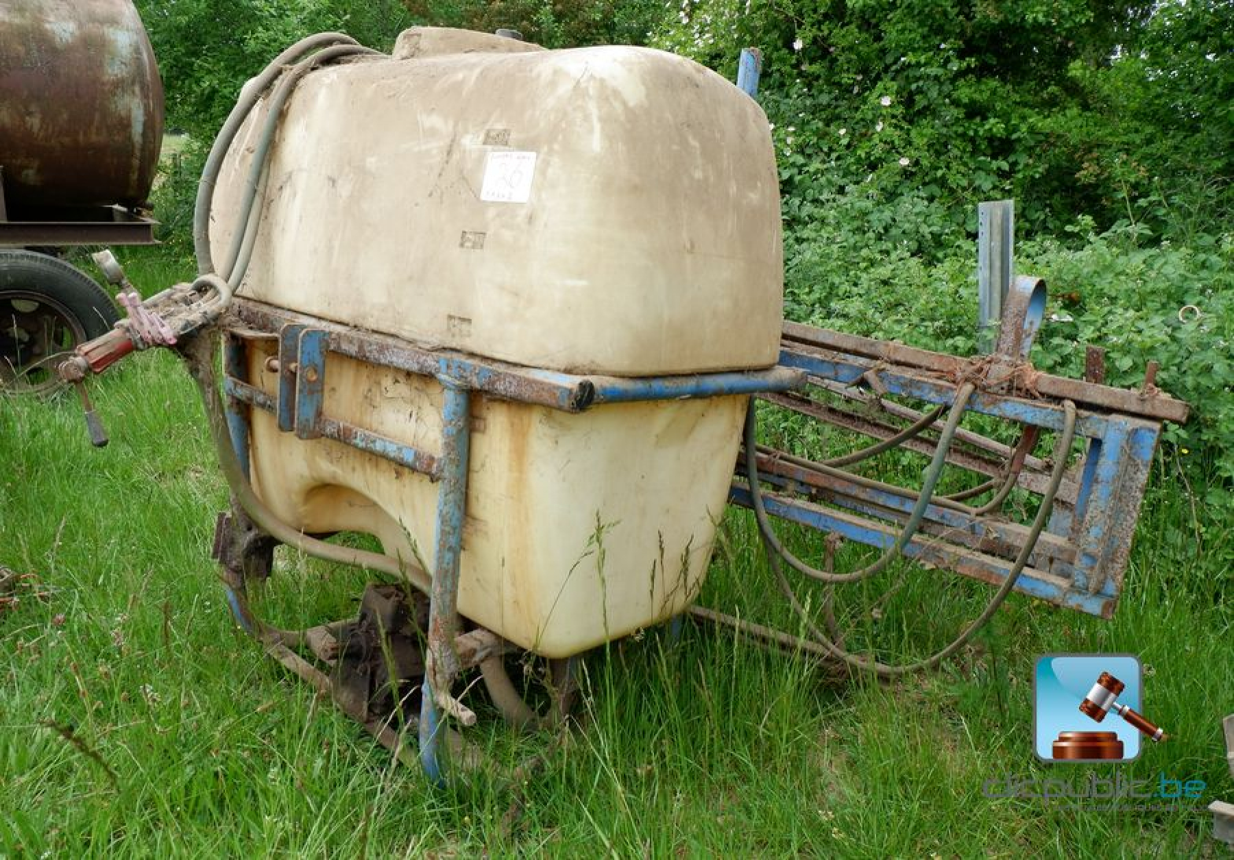 Pulvérisateur Clicpublic.be, les ventes publiques en 1 clic.