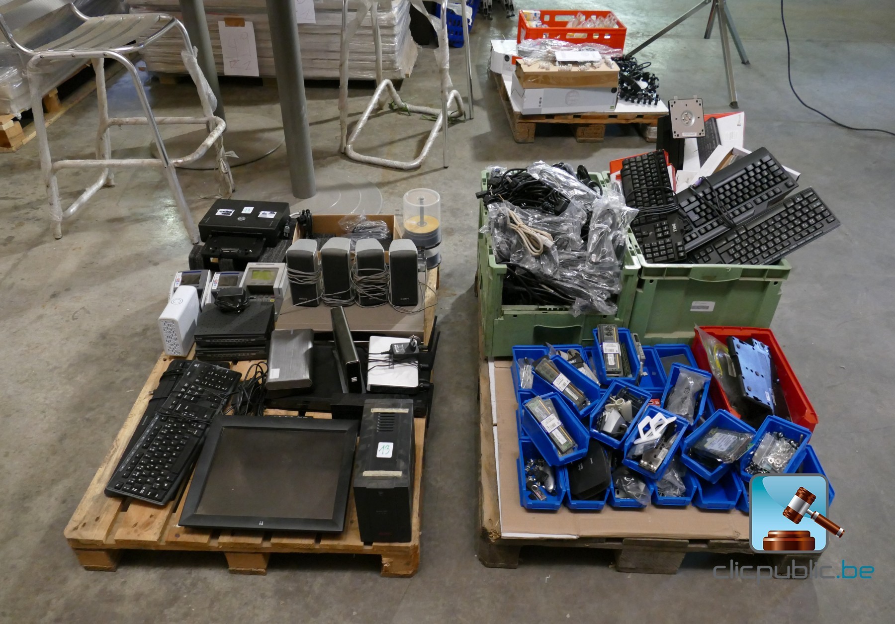Lot de matériel informatique - Clicpublic.be, les ventes publiques en 1 ...