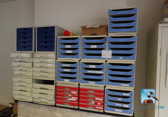 Stapel von Briefablagen