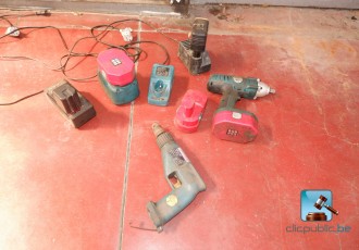 Satz elektrotragbarer Maschinen