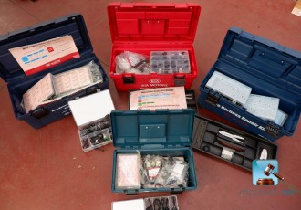 Satz elektrischer Steckverbinder