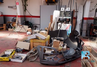 Satz von Maschinengewehren und Zubehör für Autos