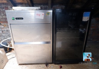 Stapel von Großgeräten