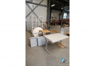 Varia von Büro- und Bibliotheksmöbeln