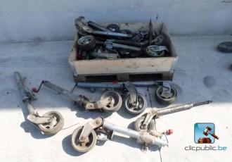 Varia d'accessoires pour garage