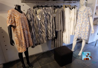 Set zomerjurken en -rokken