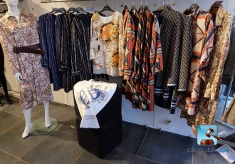 Lot de robes et blouses imprimées