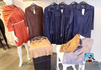 Lot de robes et de jupes 