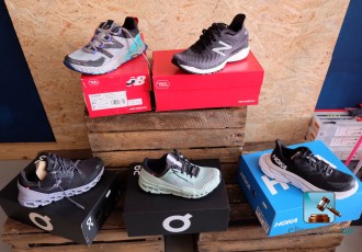 Lot de chaussures running