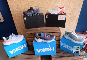 Lot de chaussures running