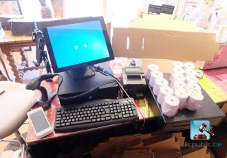 Lot de matériel de caisse