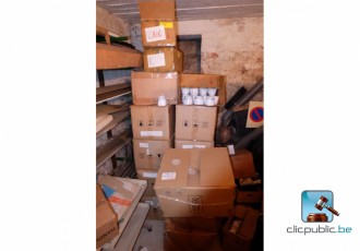 Grand lot de contenants