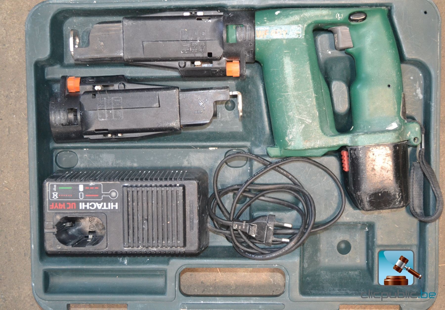 Screwdriver on battery HITACHI WF4DY 