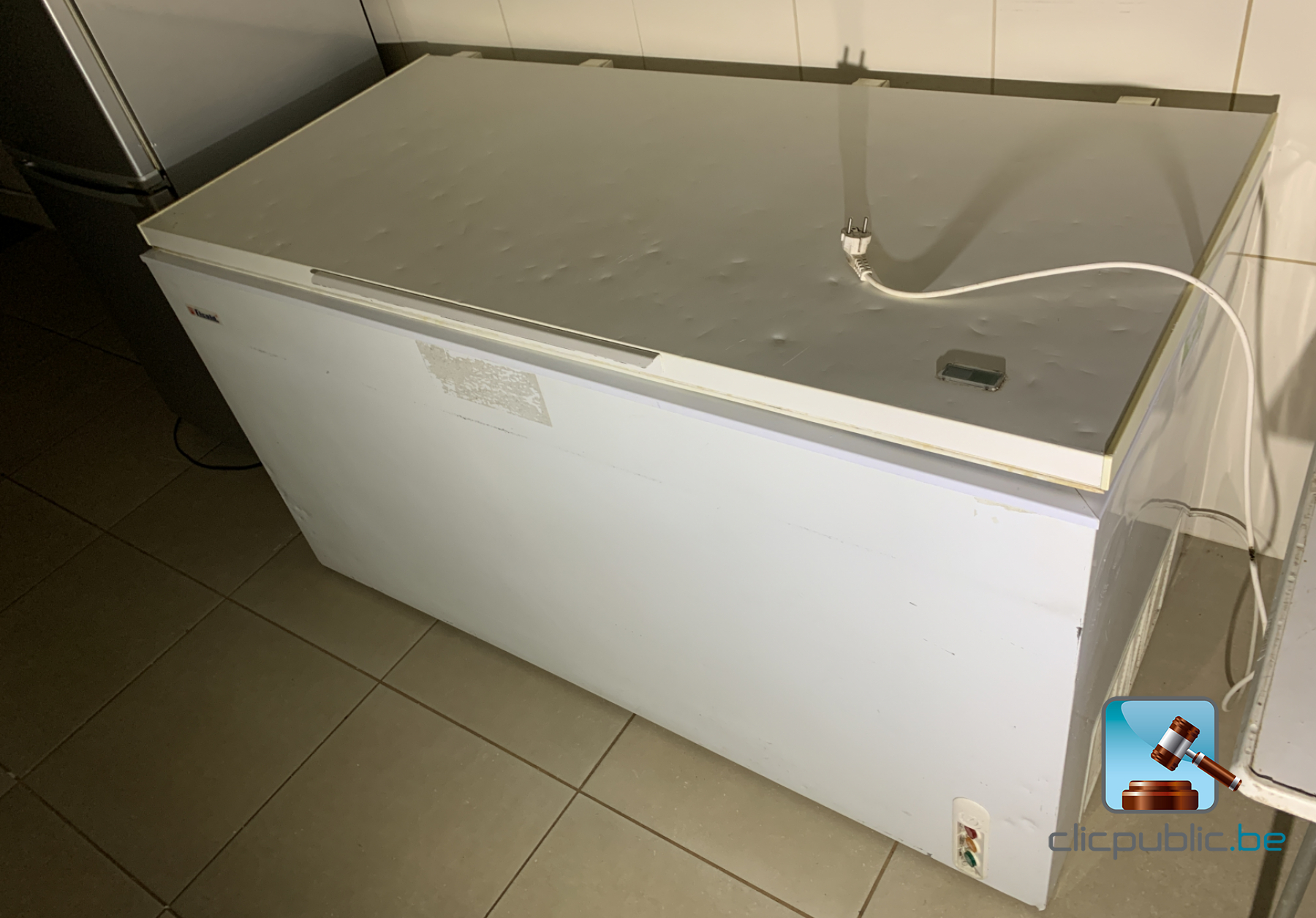 Sideboard refrigerator Clicpublic.be, online auctions in 1 click.